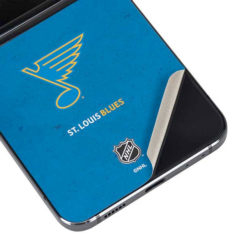 NHL St. Louis Blues Distressed Galaxy Z Flip5 5G Skin